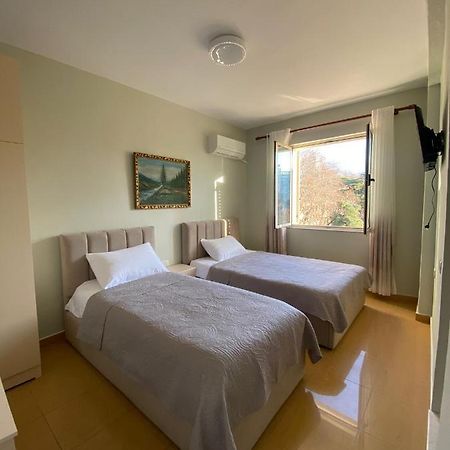 Central Park Rooms Tirana Bagian luar foto
