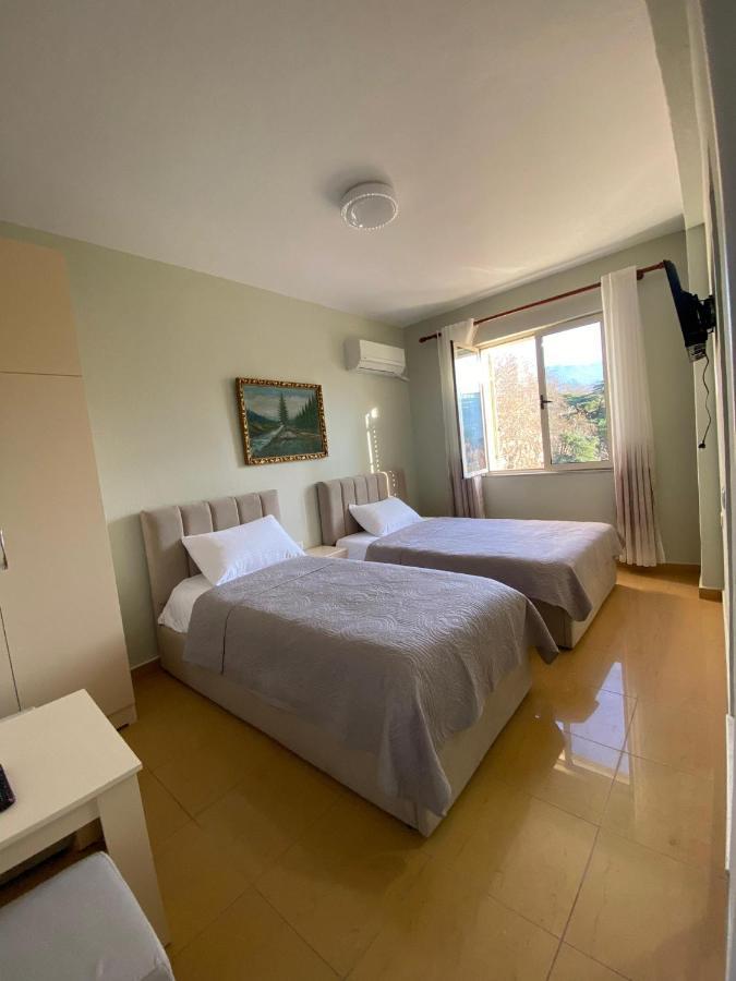 Central Park Rooms Tirana Bagian luar foto