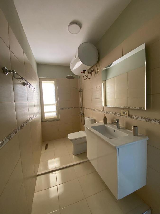 Central Park Rooms Tirana Bagian luar foto